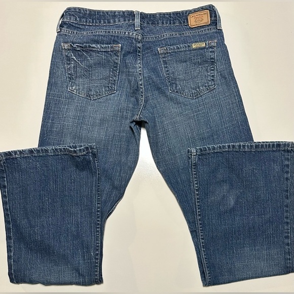 Levi Strauss Signature Women’s Juniors Size 9 Medium Denim Blue Jeans EUC - Picture 5 of 8